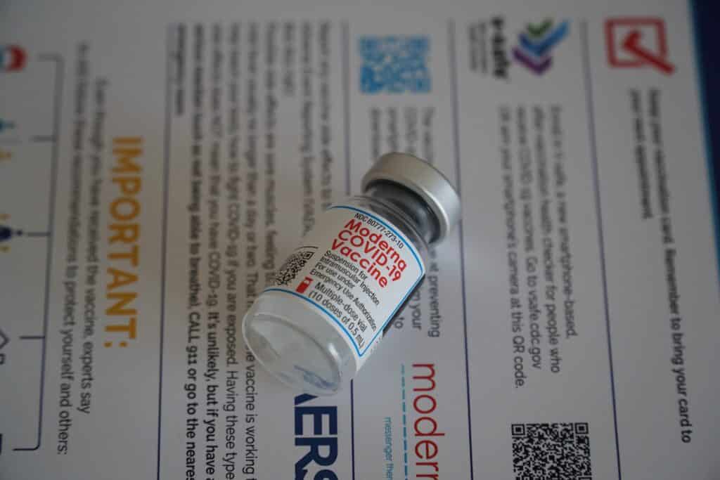 Moderna COVID-19 vaccine is available again at Chaparral Compounding Pharmacy 3 Moderna COVID-19 vaccine at Chaparral Pharmacy